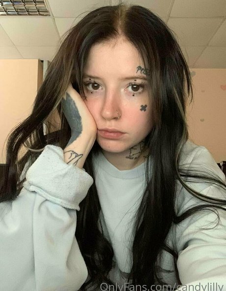 Photo nue de fuite OnlyFans de Brattyauroravip