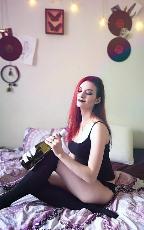 Photo nue de fuite OnlyFans de Vixena Siren