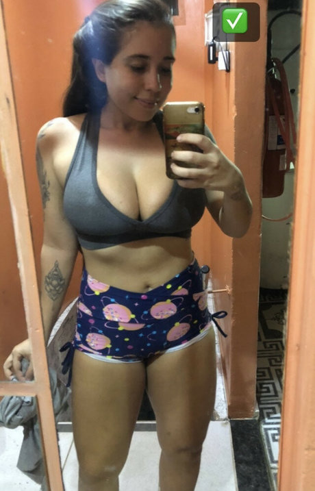 Photo nue de fuite OnlyFans de Gabriela Couto