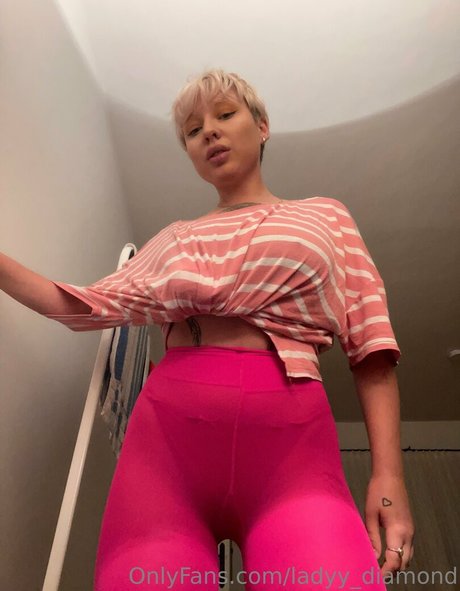 Photo nue de fuite OnlyFans de Ladyydiamond