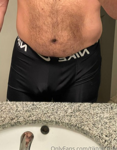 Photo nue de fuite OnlyFans de Tiktokcody