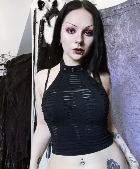 Photo nue de fuite OnlyFans de Nevernanoir