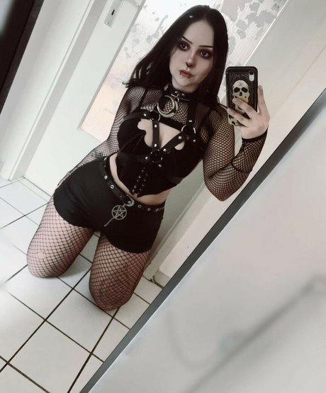 Photo nue de fuite OnlyFans de Nevernanoir