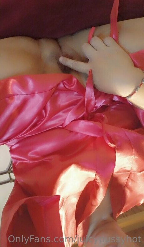 Photo nue de fuite OnlyFans de Juicypussyhot