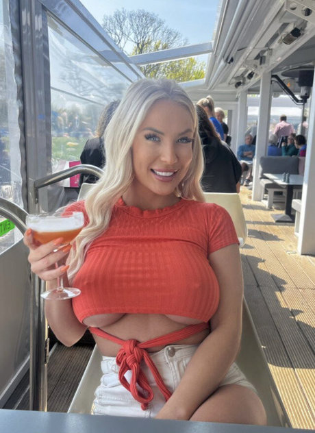 Photo nue de fuite OnlyFans de Amber Mccall