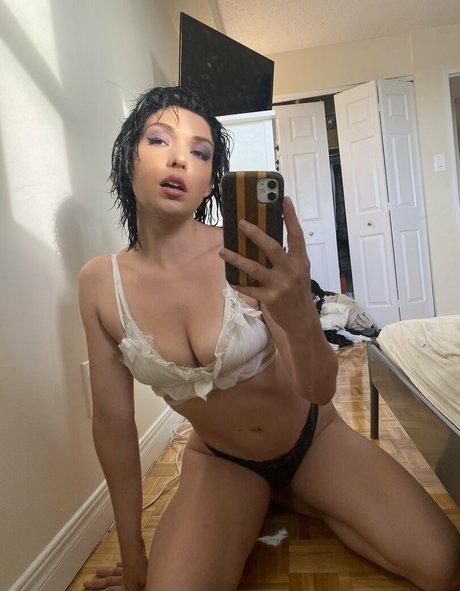Photo nue de fuite OnlyFans de Tirzahmorelle