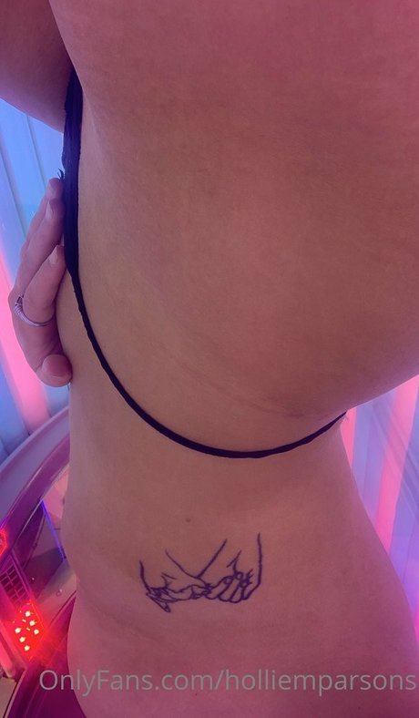 Hollie M Parsons