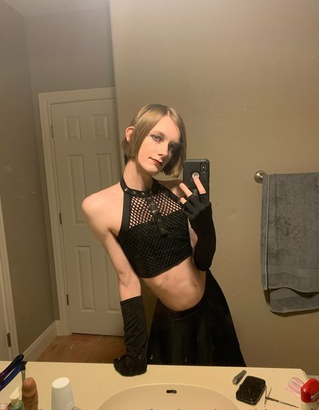Photo nue de fuite OnlyFans de Femboycherryblossom