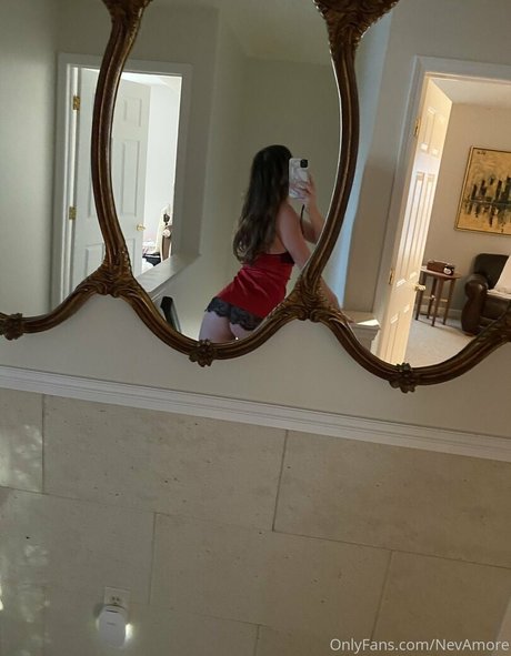 Photo nue de fuite OnlyFans de Nevamore