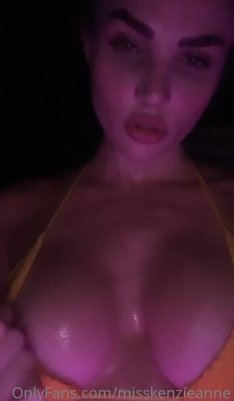 Misskenzieanne