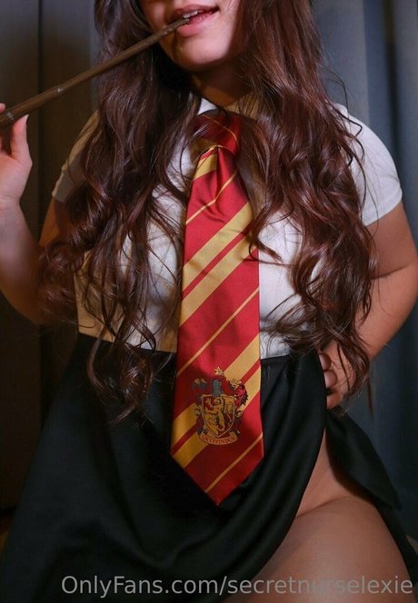 Secretnurselexie