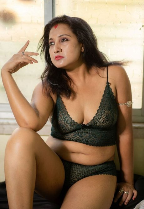 Photo nue de fuite OnlyFans de Mili Debnath Nude