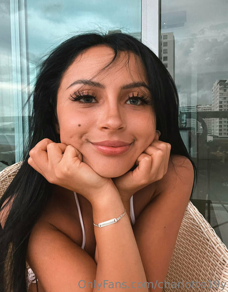 Charlotte19y