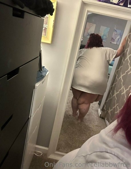 Photo nue de fuite OnlyFans de Celiabbwfree