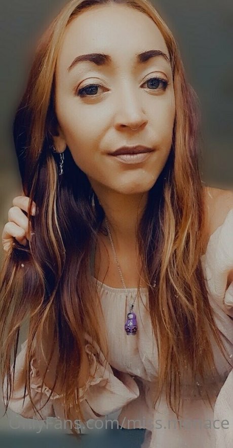 Photo nue de fuite OnlyFans de Missmenaceof