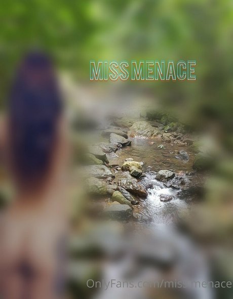 Photo nue de fuite OnlyFans de Missmenaceof