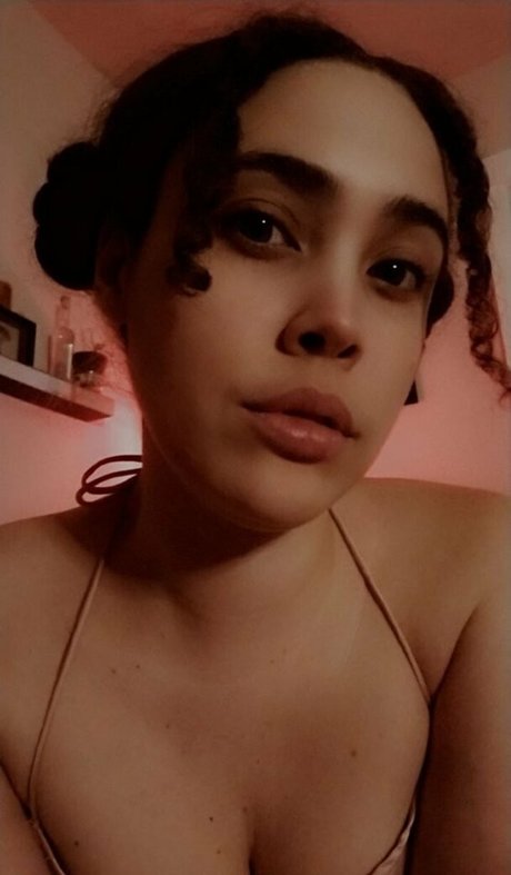 Photo nue de fuite OnlyFans de Girlnumbersix