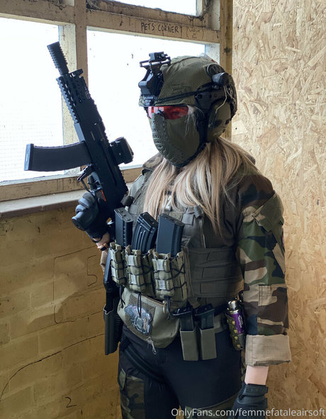 Photo nue de fuite OnlyFans de Femmefataleairsoft