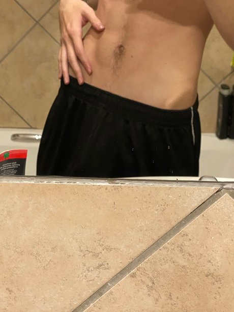 Photo nue de fuite OnlyFans de Reece