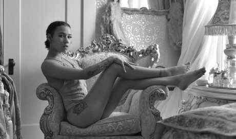 Photo nue de fuite OnlyFans de  Miah Mullato 