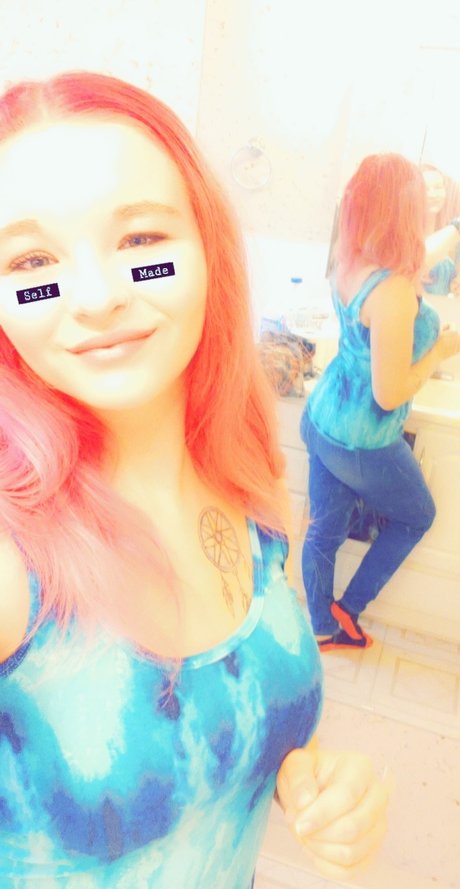 Photo nue de fuite OnlyFans de Queen Milf