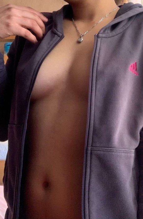 Photo nue de fuite OnlyFans de Monica Escobar