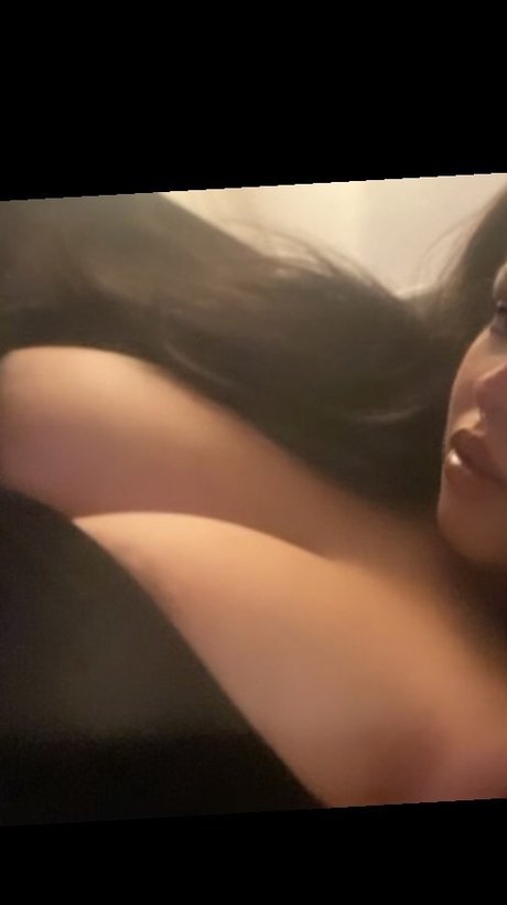 Photo nue de fuite OnlyFans de Lulu