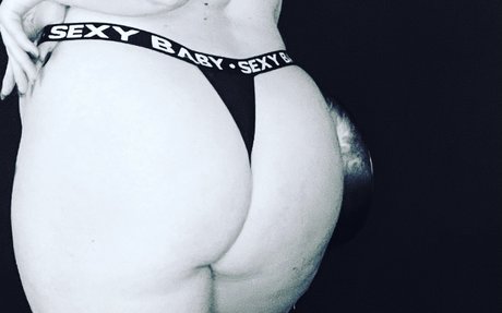 Photo nue de fuite OnlyFans de Jade Leclaire