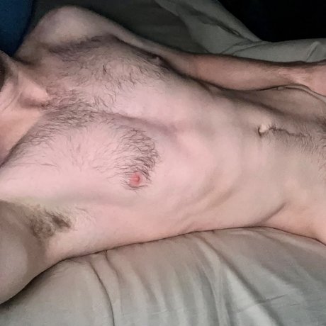 Photo nue de fuite OnlyFans de Beardandbody