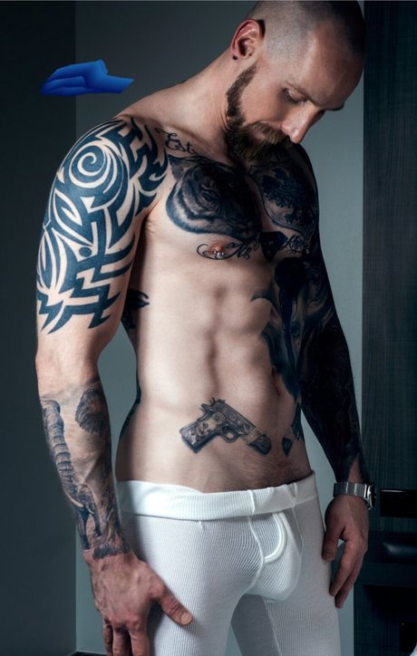 Photo nue de fuite OnlyFans de Mike Long