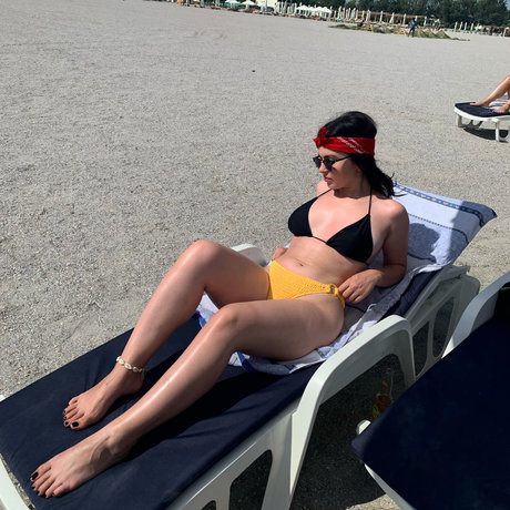 Photo nue de fuite OnlyFans de Andreea Pana