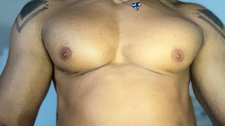 Photo nue de fuite OnlyFans de Anderson Oliveira 