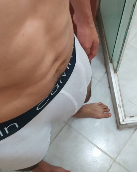 Photo nue de fuite OnlyFans de Miguelmazo193
