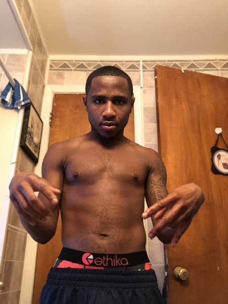 Photo nue de fuite OnlyFans de Mackgigolo