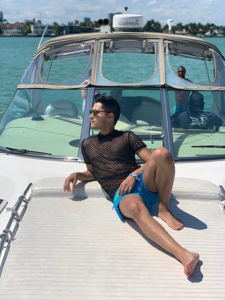 Photo nue de fuite OnlyFans de Michael Dejano