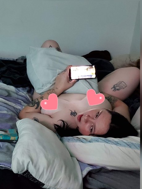 Photo nue de fuite OnlyFans de Goat Girl