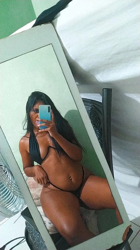 Photo nue de fuite OnlyFans de Milla Feerrari