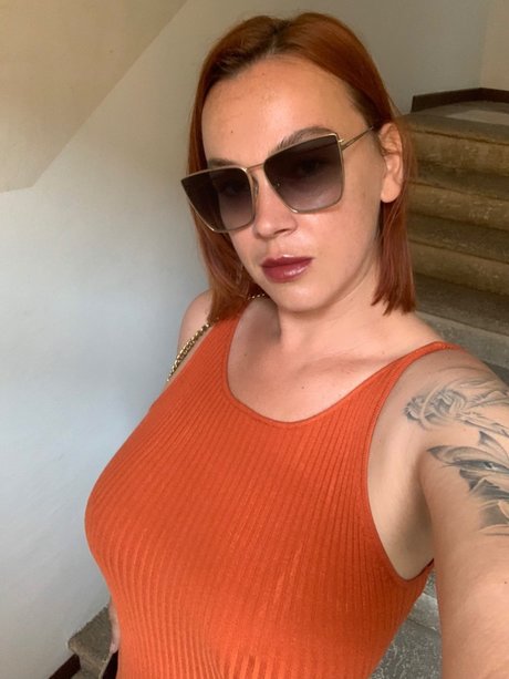 Photo nue de fuite OnlyFans de Cara Barone