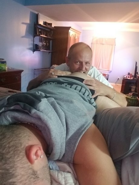 Photo nue de fuite OnlyFans de Joey Ampamp Matt