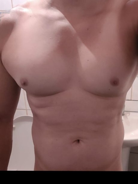 Photo nue de fuite OnlyFans de Carlos