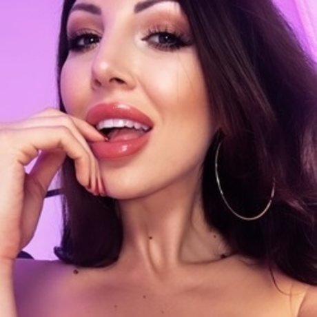 Photo nue de fuite OnlyFans de Cara Steel