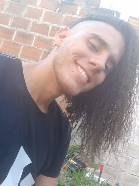 Photo nue de fuite OnlyFans de Juan Carlos Celis Romero