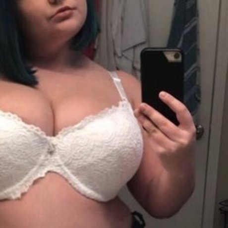 Photo nue de fuite OnlyFans de Maddi