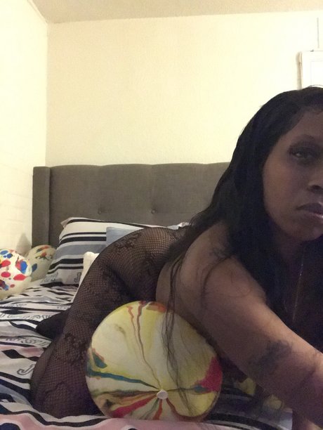 Photo nue de fuite OnlyFans de Cajmonet3