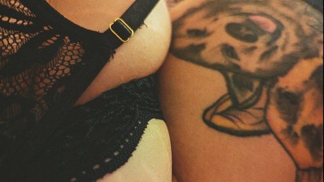 Photo nue de fuite OnlyFans de Q 