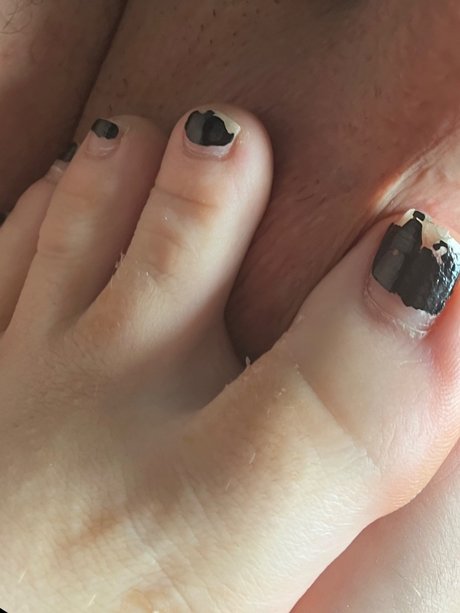 Lucy Feet Goddess