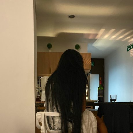 Photo nue de fuite OnlyFans de Brenda