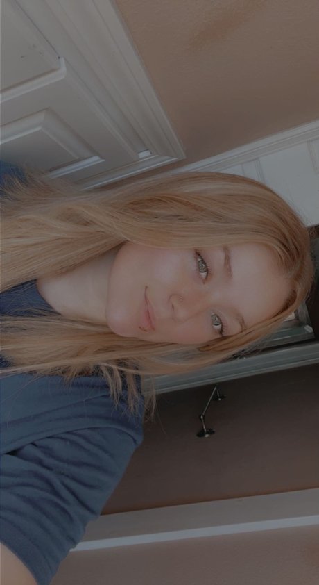 Photo nue de fuite OnlyFans de Candice Ruth