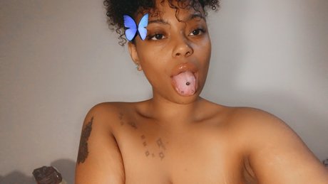 Photo nue de fuite OnlyFans de Jezabel Rose 