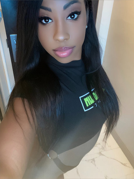 Photo nue de fuite OnlyFans de Jesslit 
